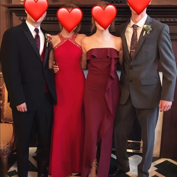 Red formal prom dress - Picture 5 of 5